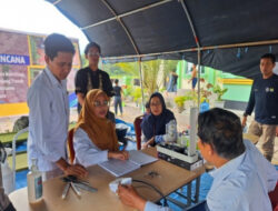 FK UNP Terjun Langsung Bantu Korban Banjir Bandang di Cangkiang, Batu Taba, Kabupaten Agam